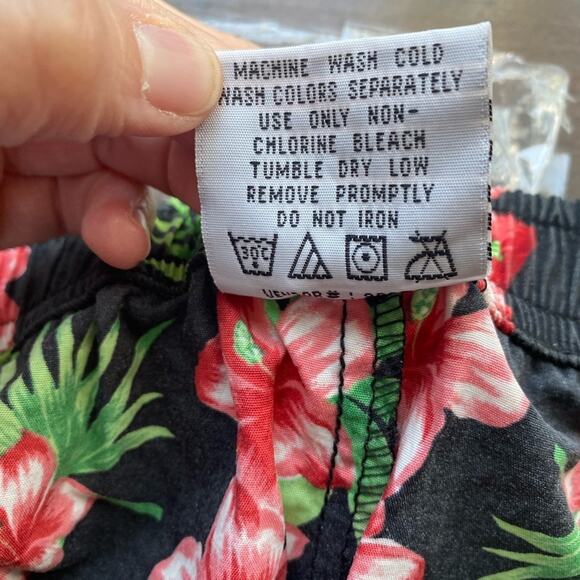 Lane Bryant Hawaiian Tropical Floral Lightweight Loungwear Shorts Size 3X NWOT - Picture 7 of 8